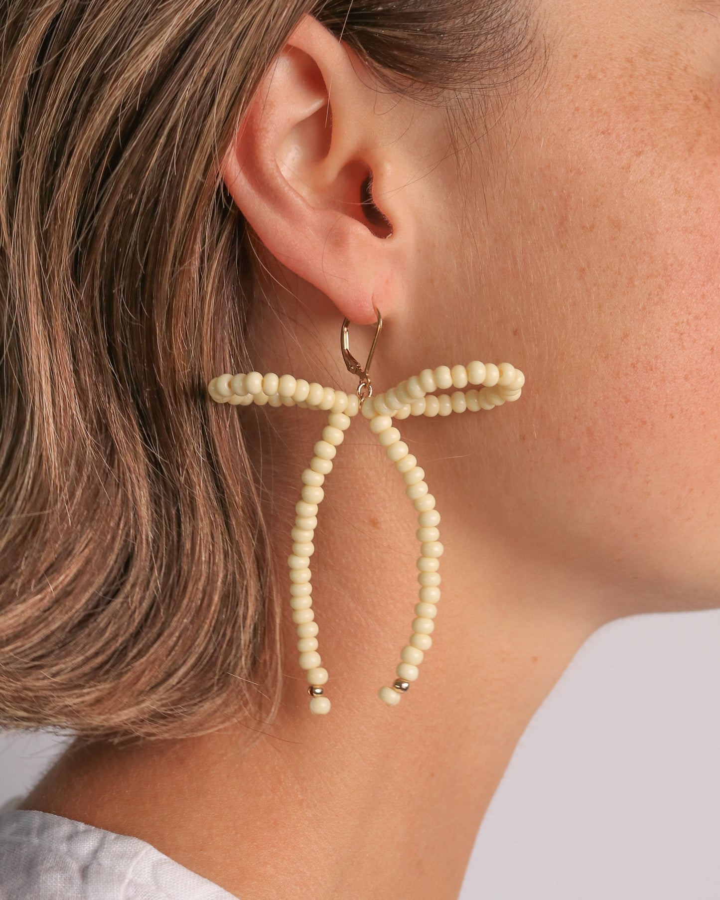 Mini Bow Earrings - Ivory