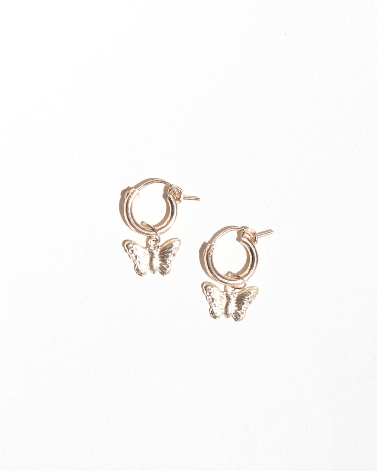 Mariposa Hoops