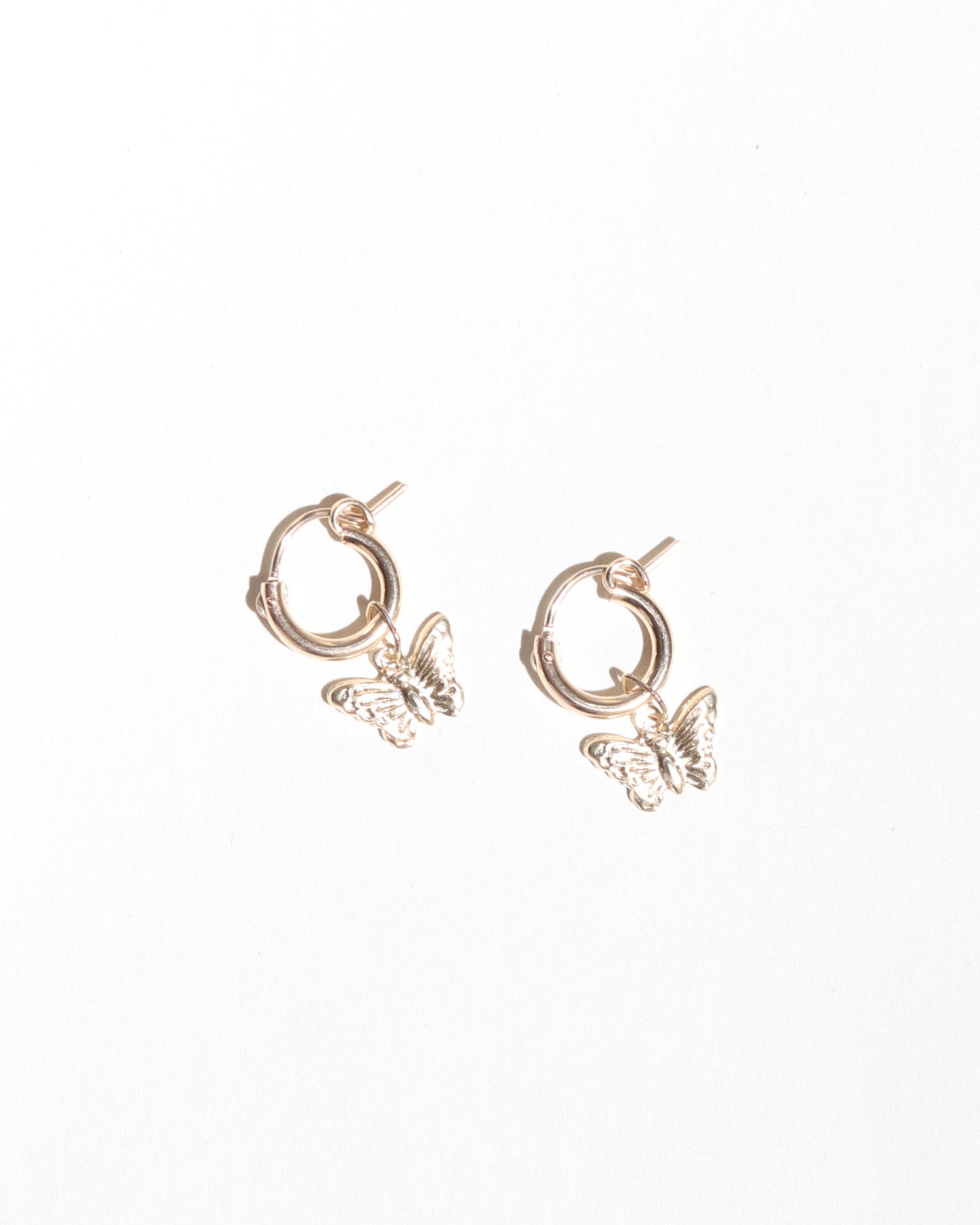 Mariposa Hoops