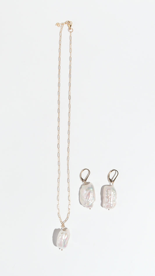 Willa Necklace
